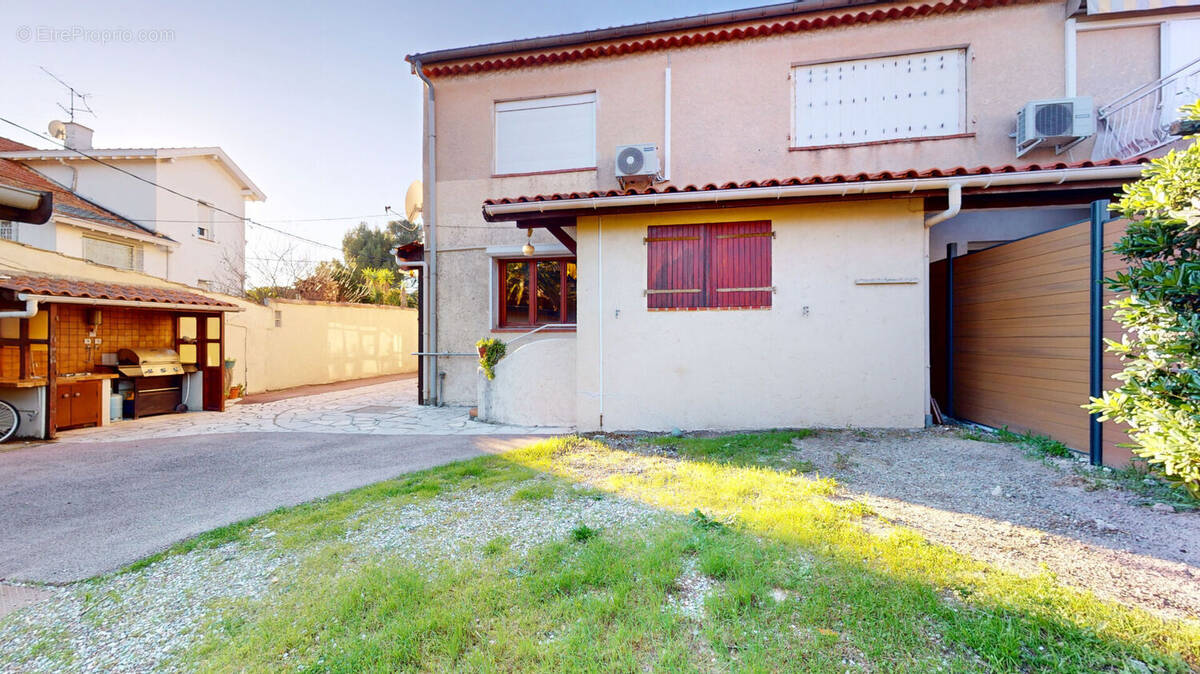 Appartement à SAINT-RAPHAEL
