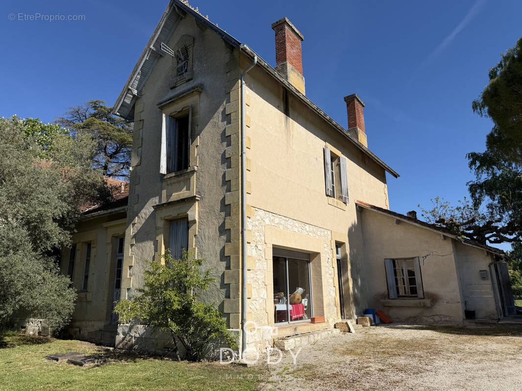 Maison à EYMET