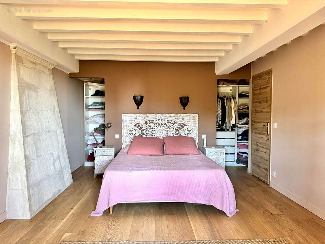 Maison à VILLENEUVE-LES-AVIGNON