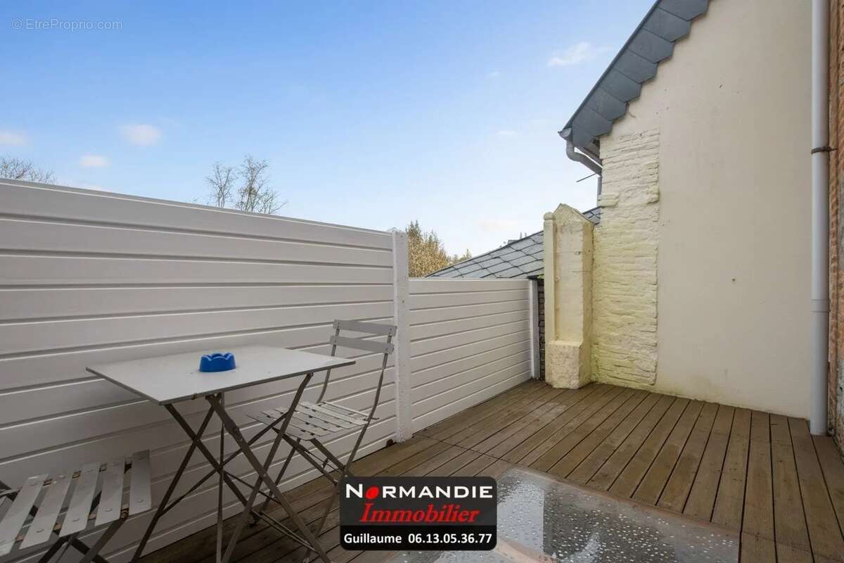 Maison à DOUDEVILLE