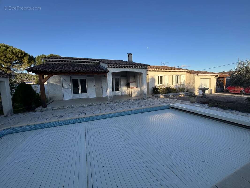 Maison à FIGANIERES