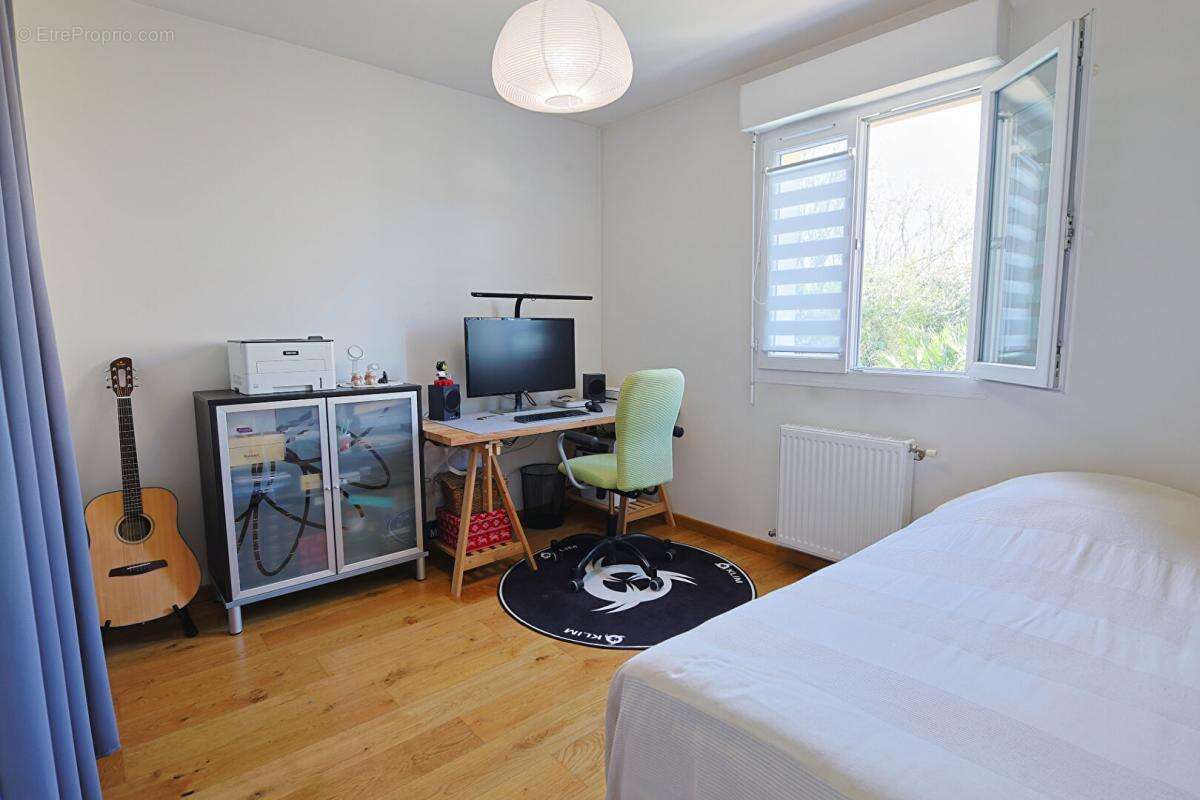 Maison à BRIE-COMTE-ROBERT