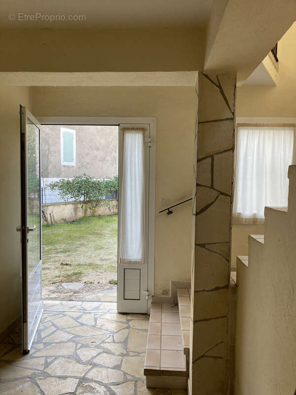 Maison à SAINT-MAURICE-DE-CAZEVIEILLE