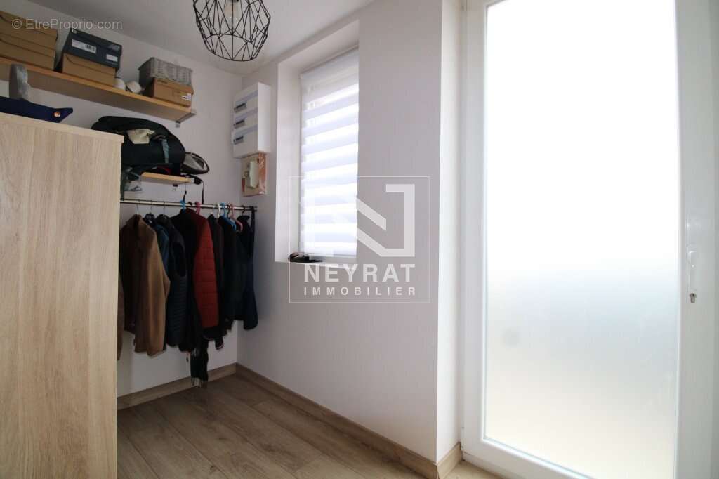 Maison 2 chambres, dépendances - photo 4