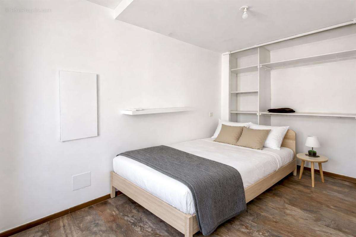 Appartement à PIERREFEU-DU-VAR