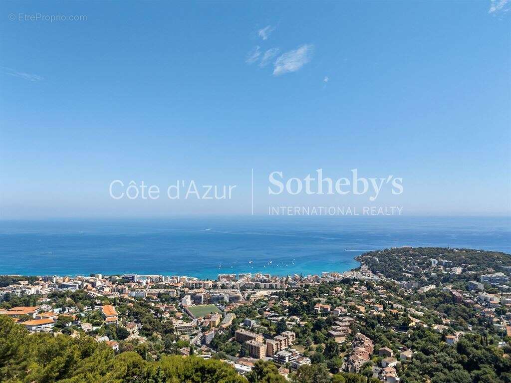 Maison à ROQUEBRUNE-CAP-MARTIN