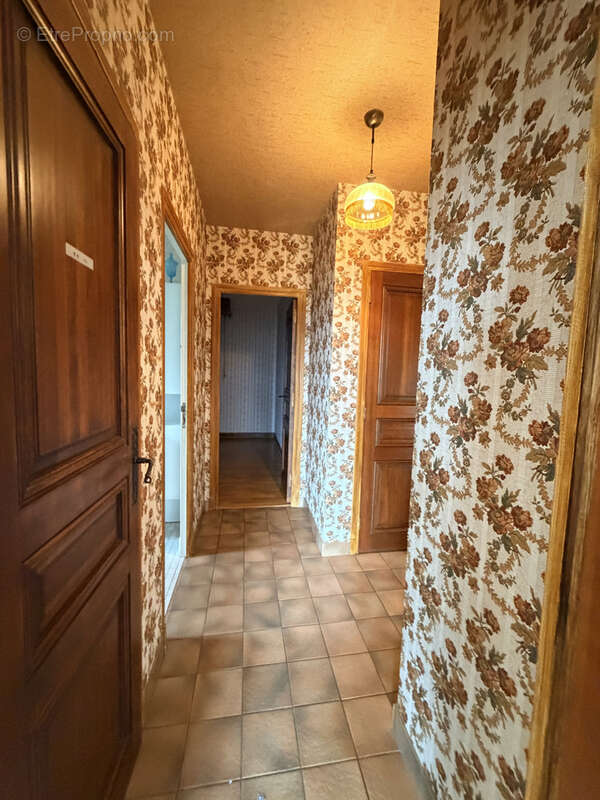 Maison à ALLASSAC