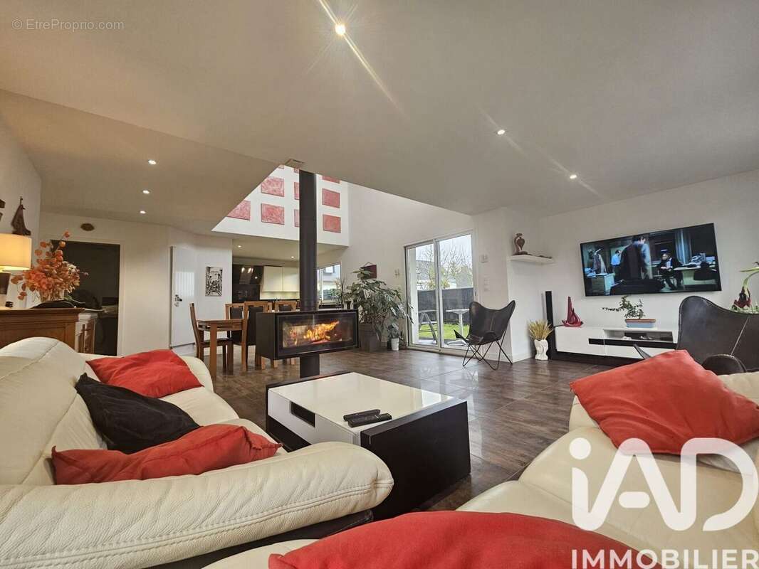 Photo 7 - Maison à MONTGERMONT