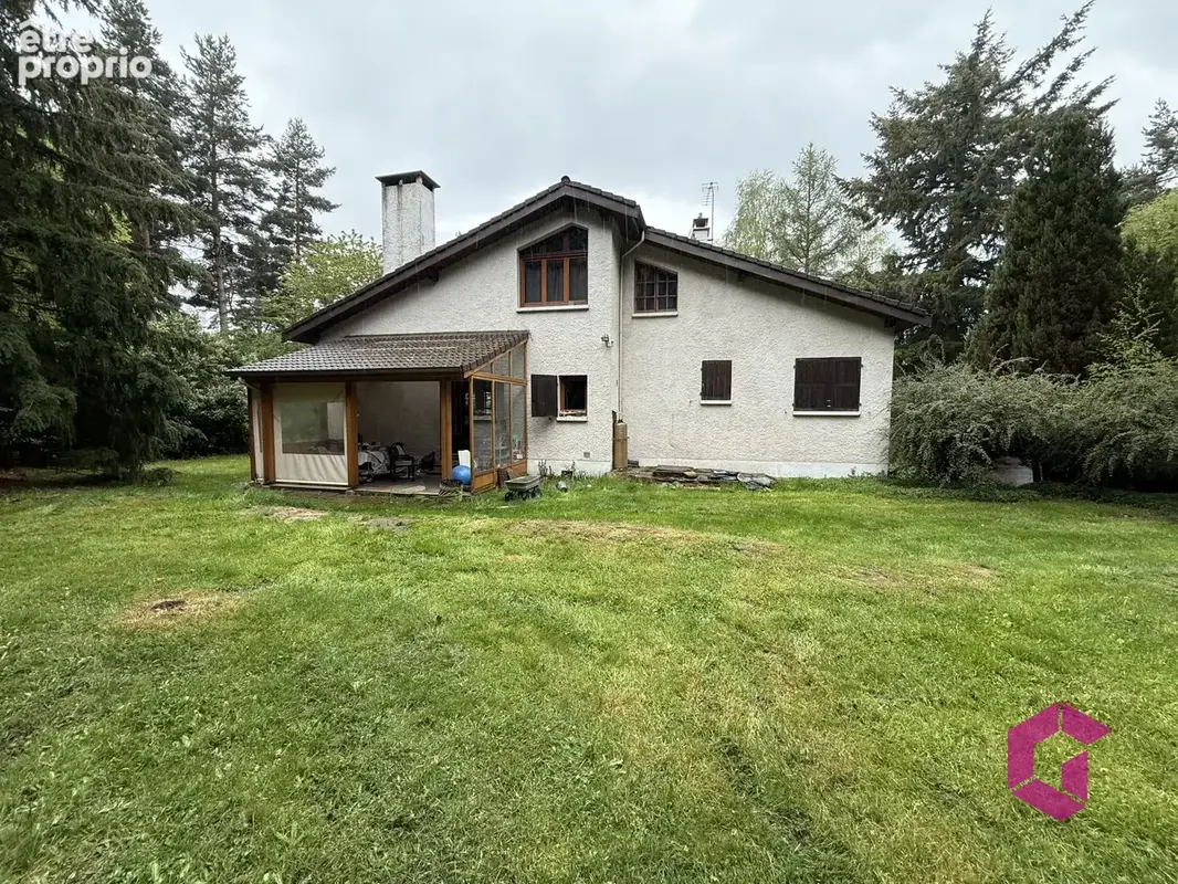 EXCLUSIVITE GTI ! maison avec garage double + dépendance sur grand terrain arboré ! - photo 2