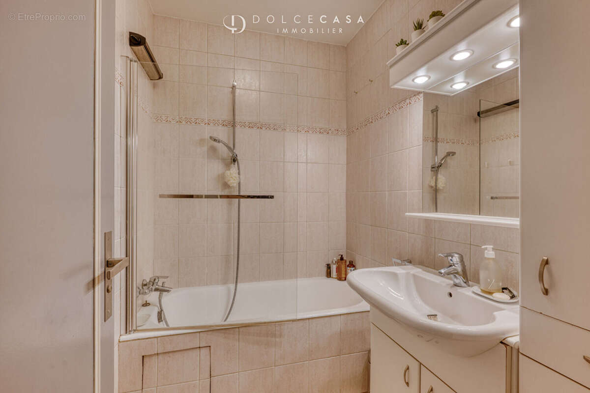 Appartement à NOGENT-SUR-MARNE
