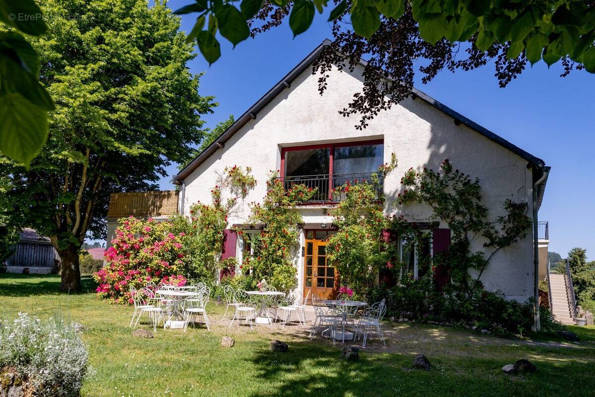 Maison à MOUX-EN-MORVAN