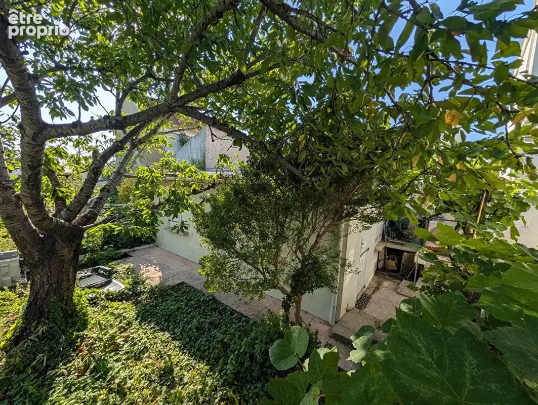 2 maisons avec une dépendance - vitry sur seine - vente en nue-propriete / le vendeur conserve l'usufruit - photo 2
