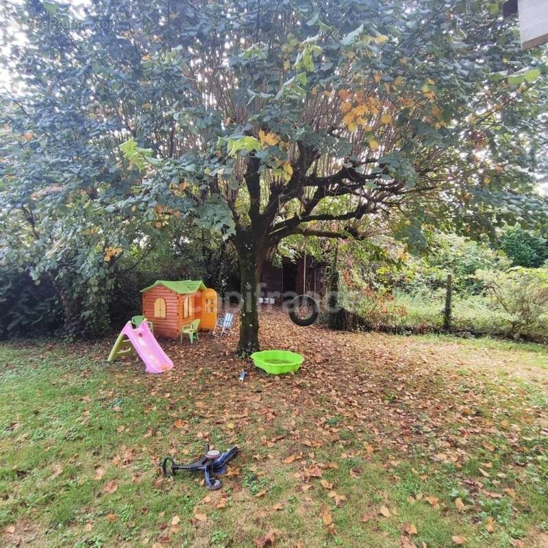 Maison à LES AVENIERES