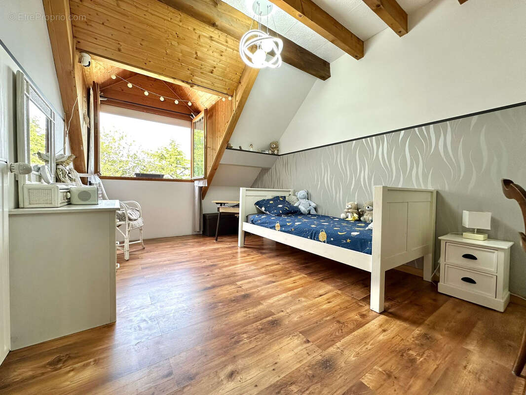 Maison de 180 m2 avec piscine - photo 7