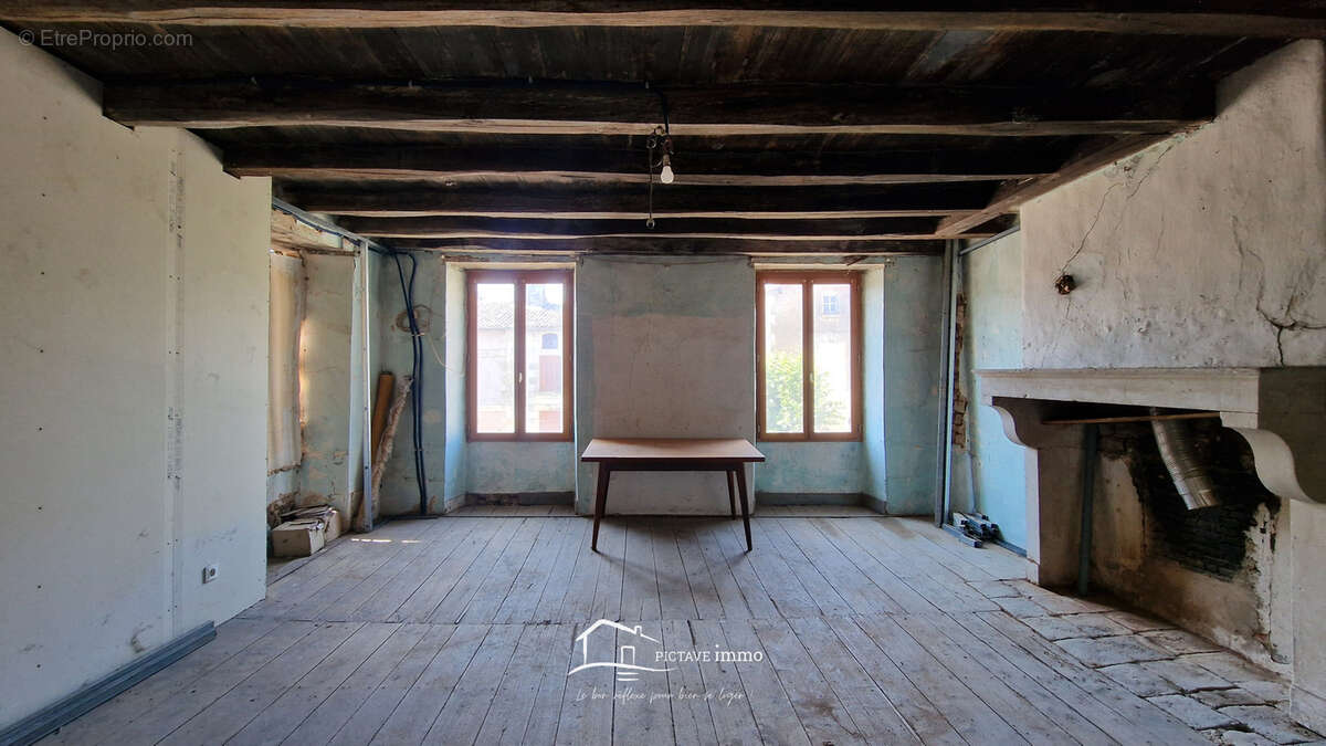 Maison ancienne à rénover entièrement   Beau potentiel d'aménagement - photo 5