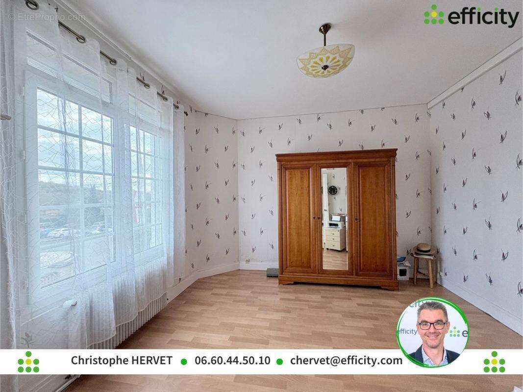 Maison à RUELLE-SUR-TOUVRE