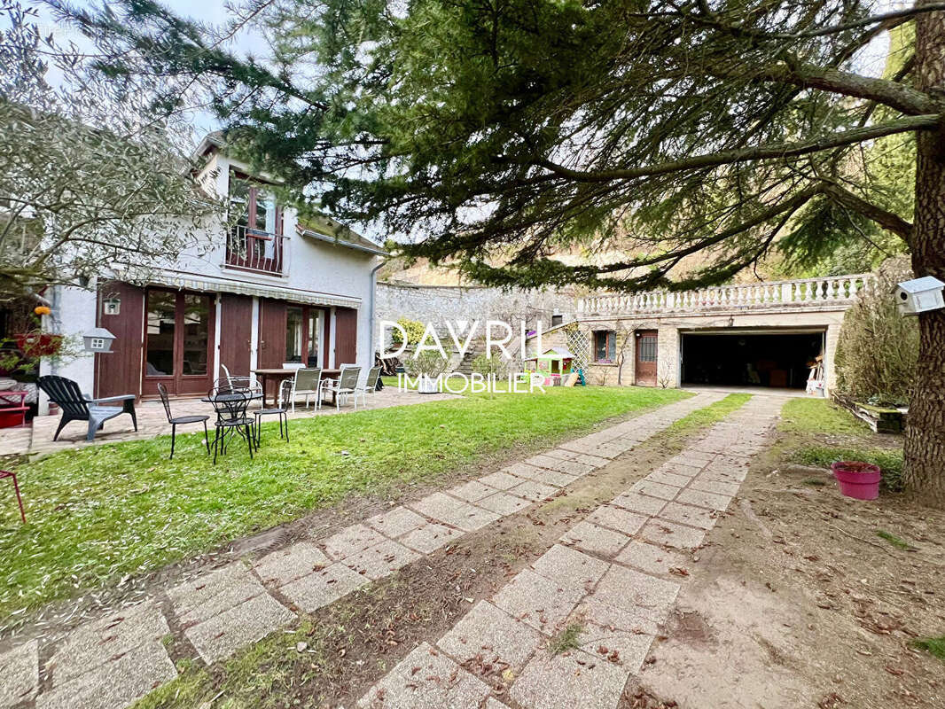 Maison à CONFLANS-SAINTE-HONORINE