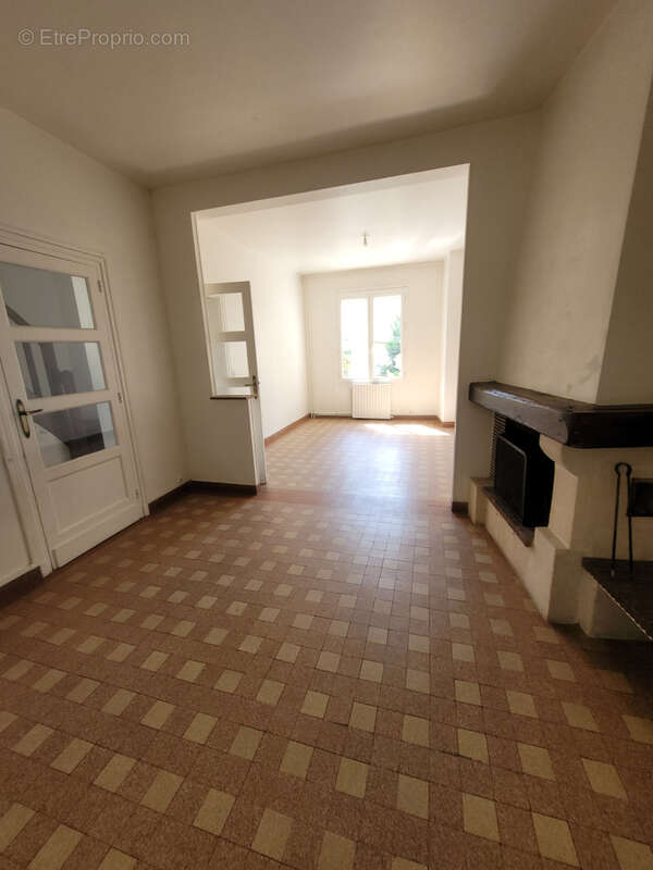 Maison à PONT-SAINTE-MAXENCE