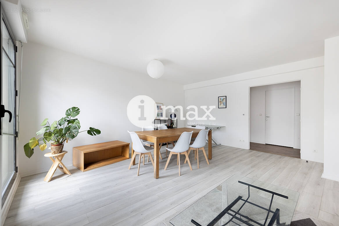 Appartement à LEVALLOIS-PERRET