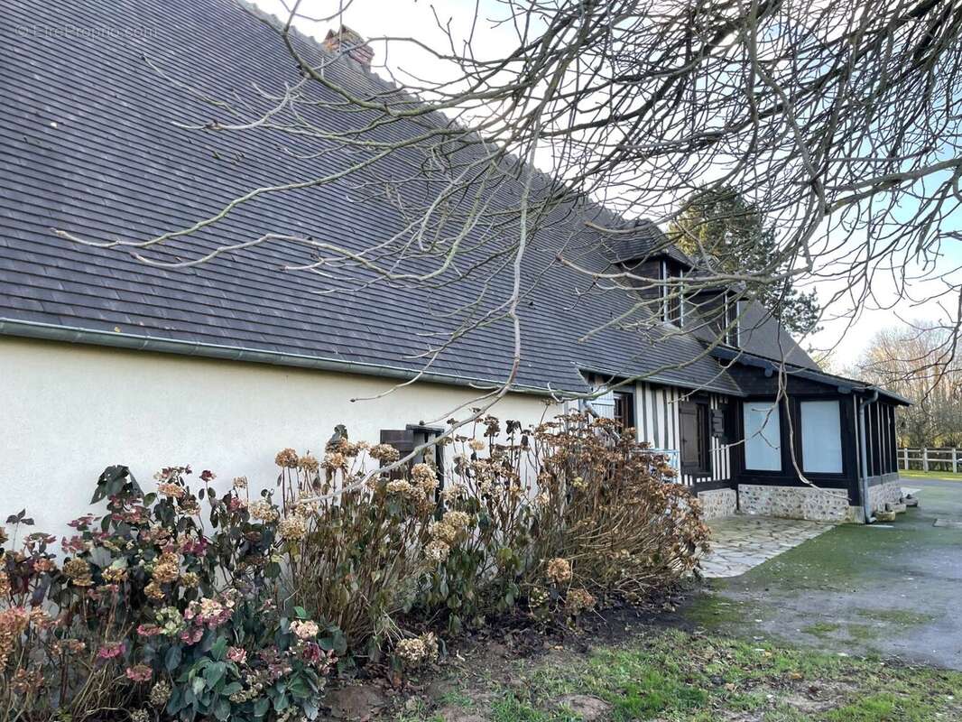Maison à BERNAY