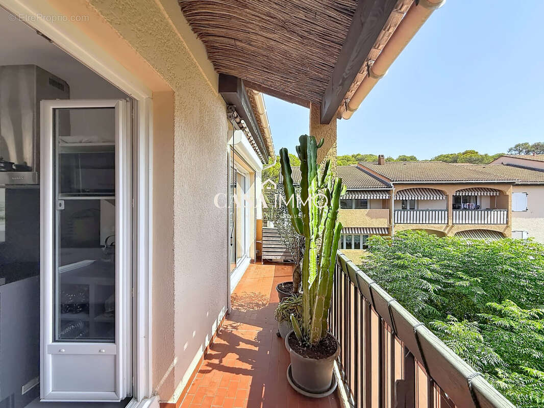 Appartement 70 m² à Hyeres  - photo 2