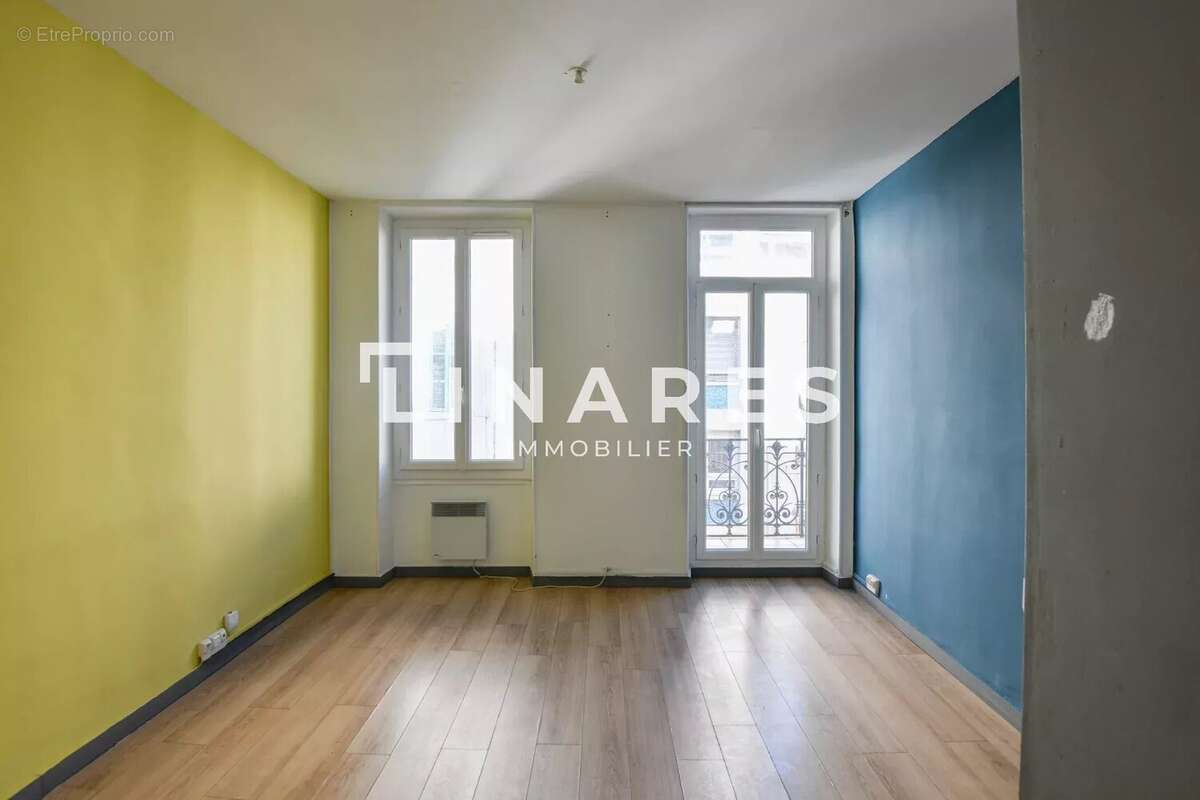 Appartement à MARSEILLE-6E