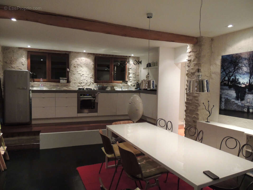 Maison à JOUY-LE-CHATEL