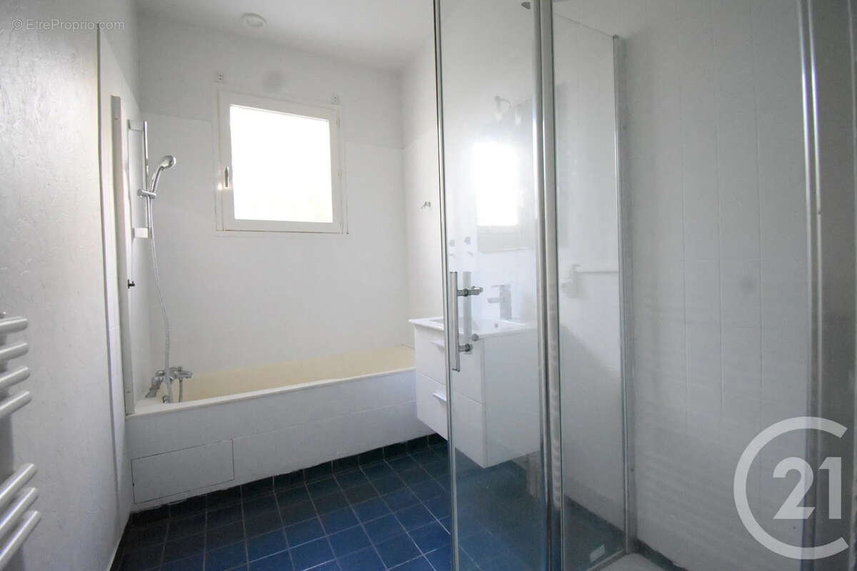 Maison 181 m² à Abrest  - photo 8