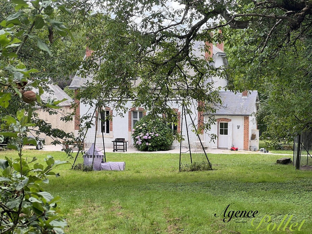 Maison à AUBIGNY-SUR-NERE