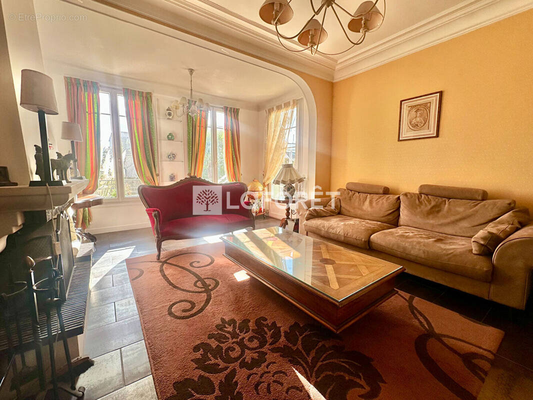 Maison à VILLEMOMBLE