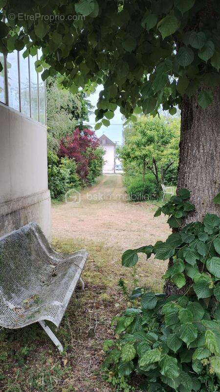 Maison 100 m² à Nazelles-Négron - photo 15