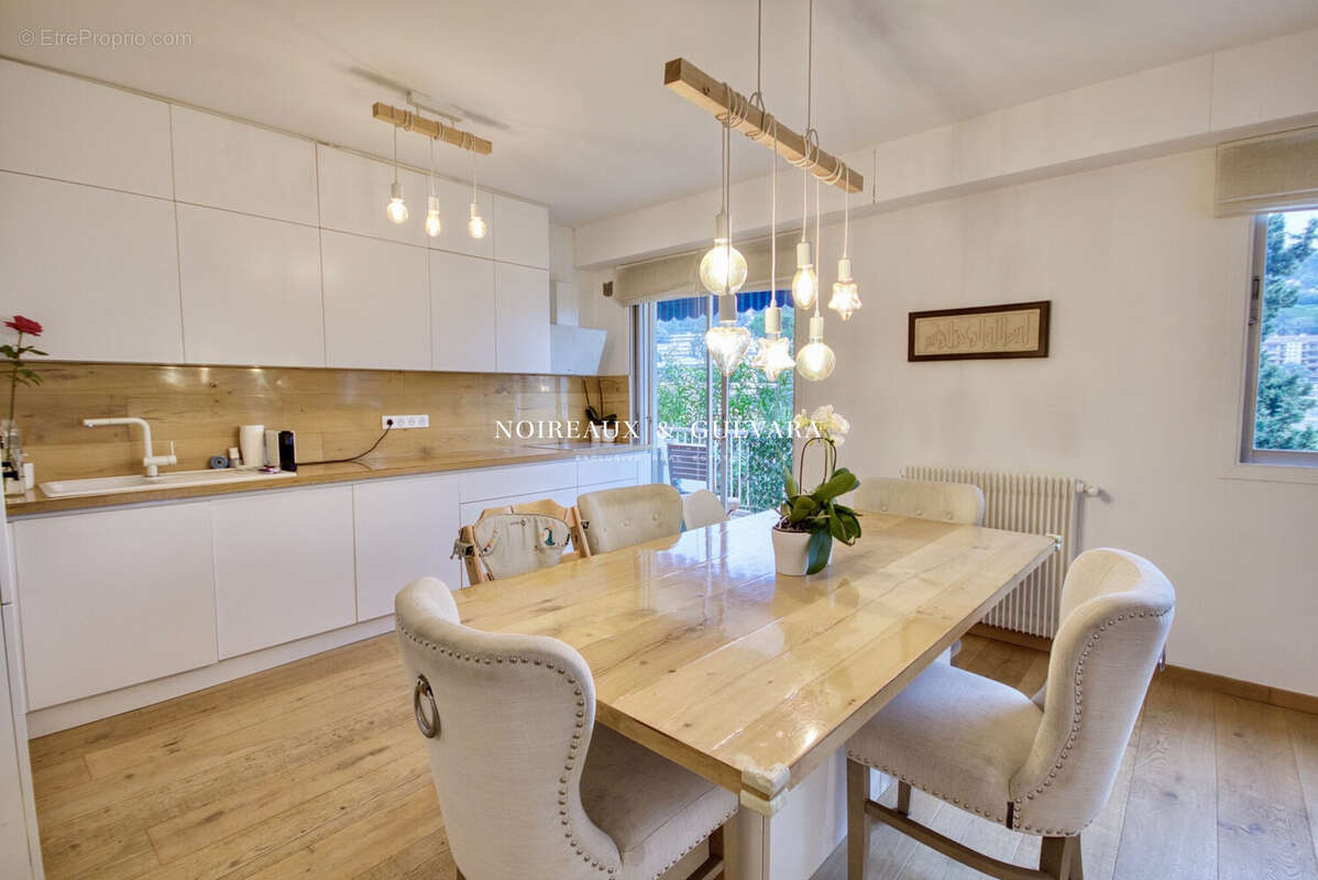 Appartement à LE CANNET