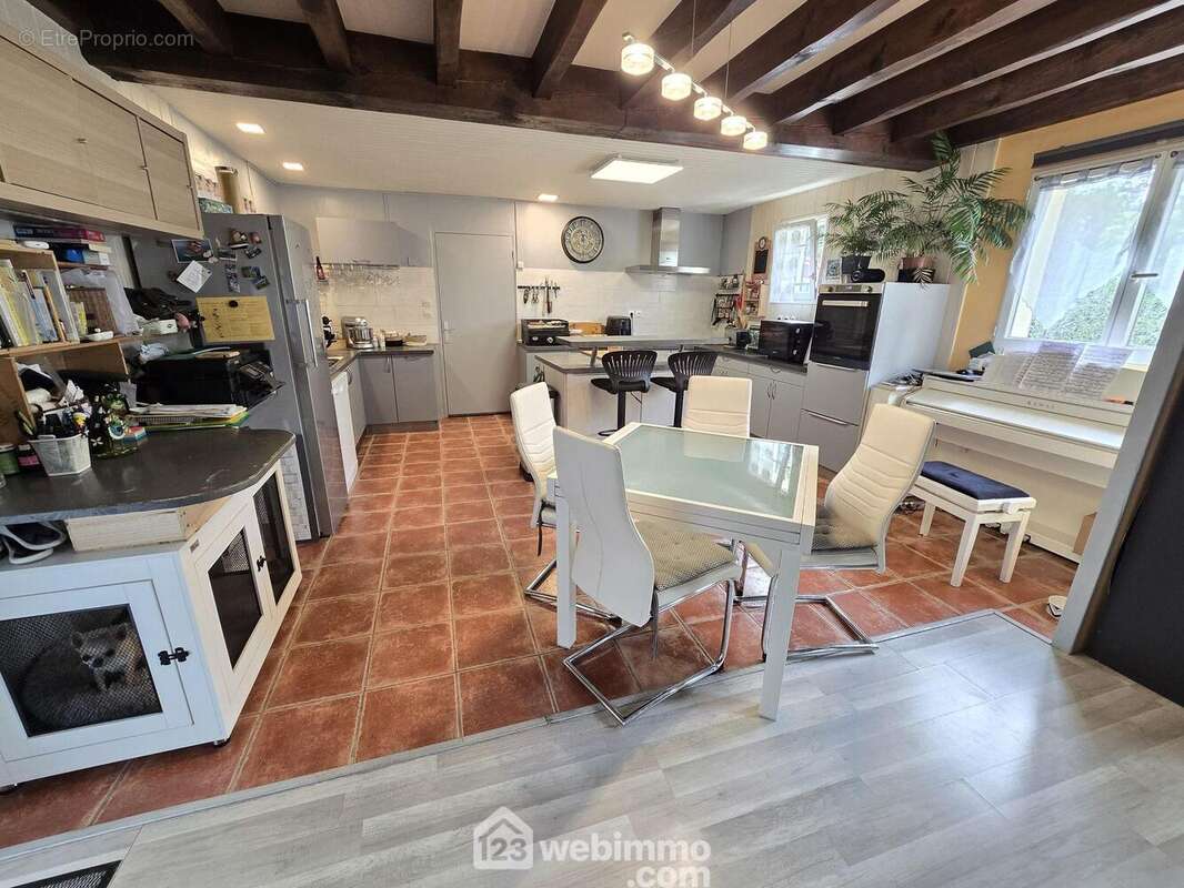 Un espace confortable et convivial - Maison à LE PIAN-MEDOC