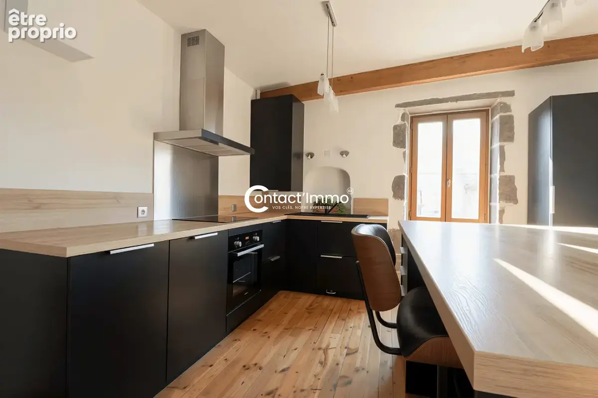 Appartement 5 pièces 126 m² à vendre à Riom (63200) - photo 4