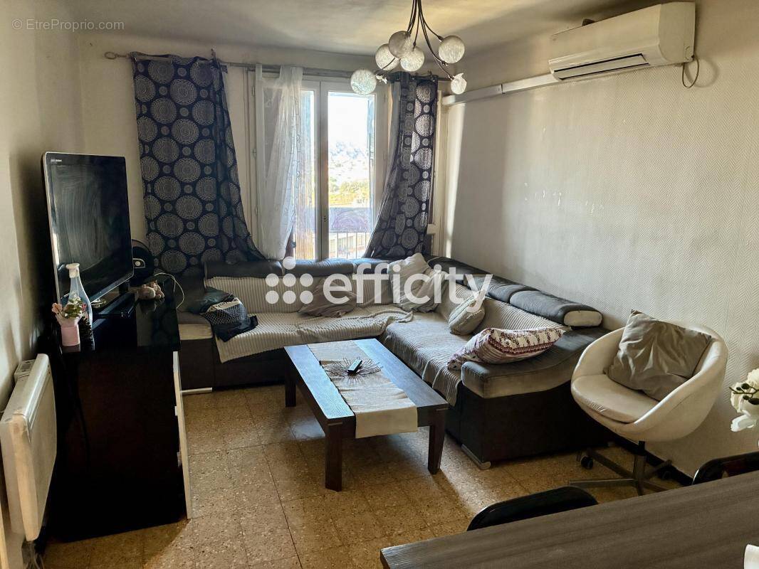 Appartement à MARSEILLE-15E
