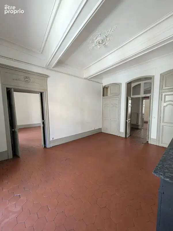 Appartement bourgeois 4 pièces de  139 m2 centre ville de Sète - photo 9