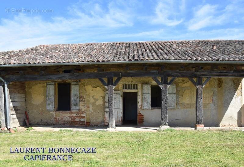 Maison à SAINT-NICOLAS-DE-LA-GRAVE