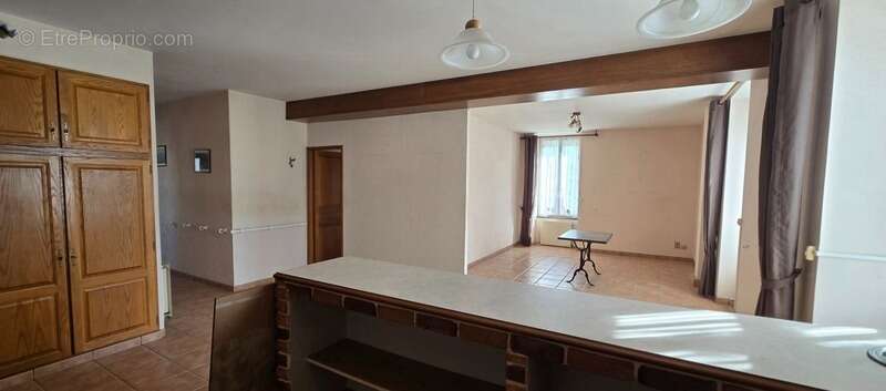 Maison à LE PALAIS-SUR-VIENNE