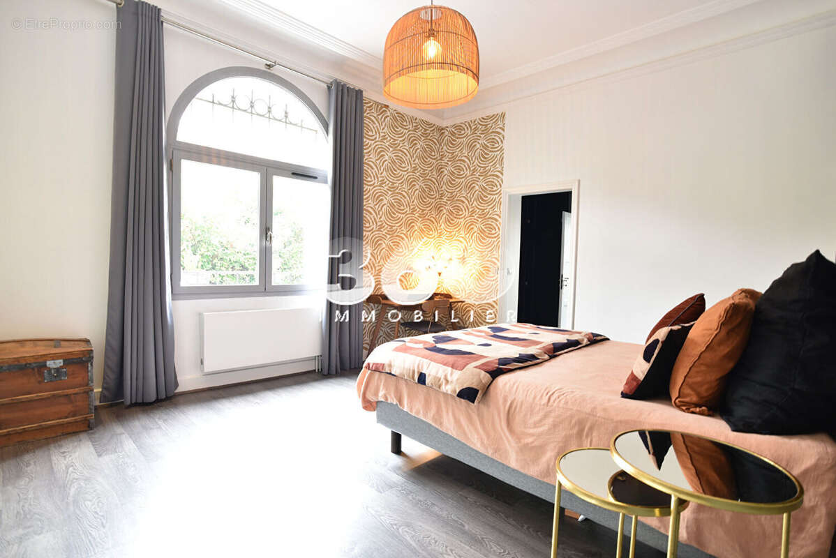 Appartement à AIX-LES-BAINS