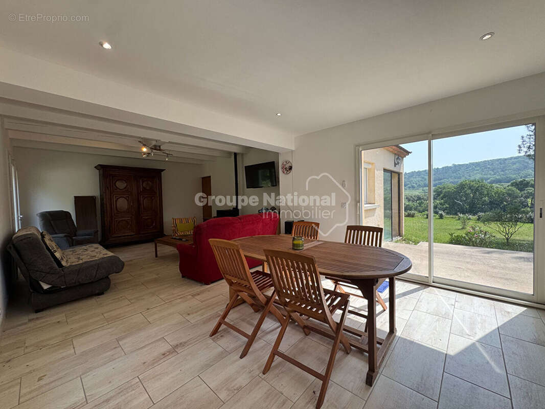 Maison à GOUDARGUES