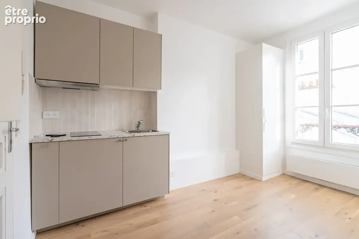 Paris 15e ? Commerce / Félix-Faure - Studio 14,51 m² entièrement rénové au dernier étage - photo 5