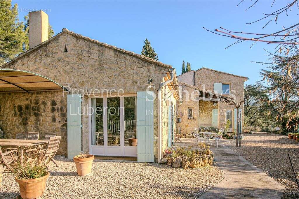 Maison à LE BARROUX