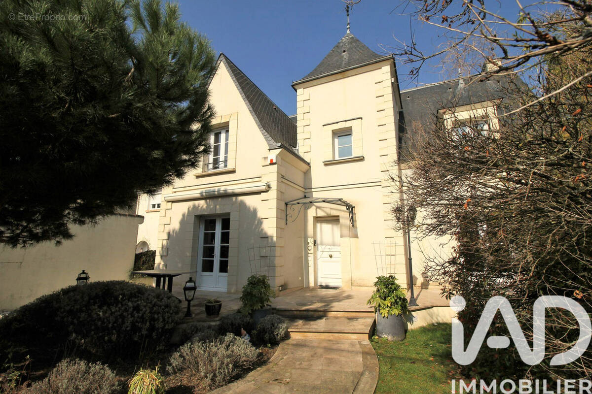 Photo 1 - Maison à VILLECRESNES