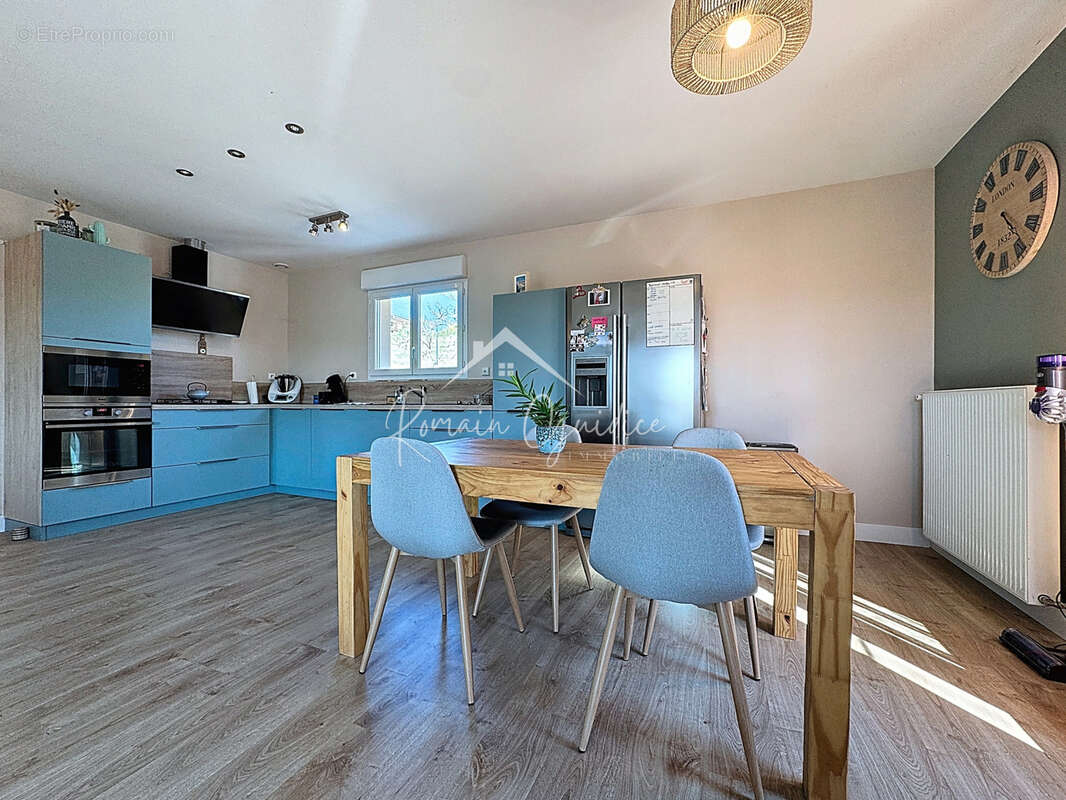 Villa type 7 de 137 m2 sur son terrain de 770 m2 - photo 9