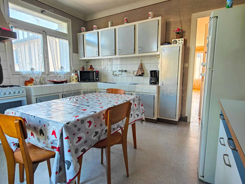 Maison à SAUZE-VAUSSAIS