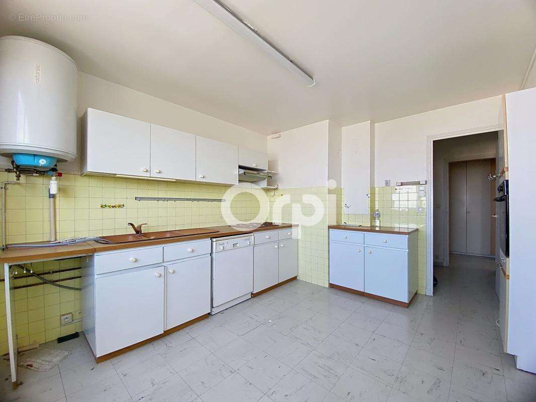 Appartement avec Garage et vue mer à Vendre - photo 17