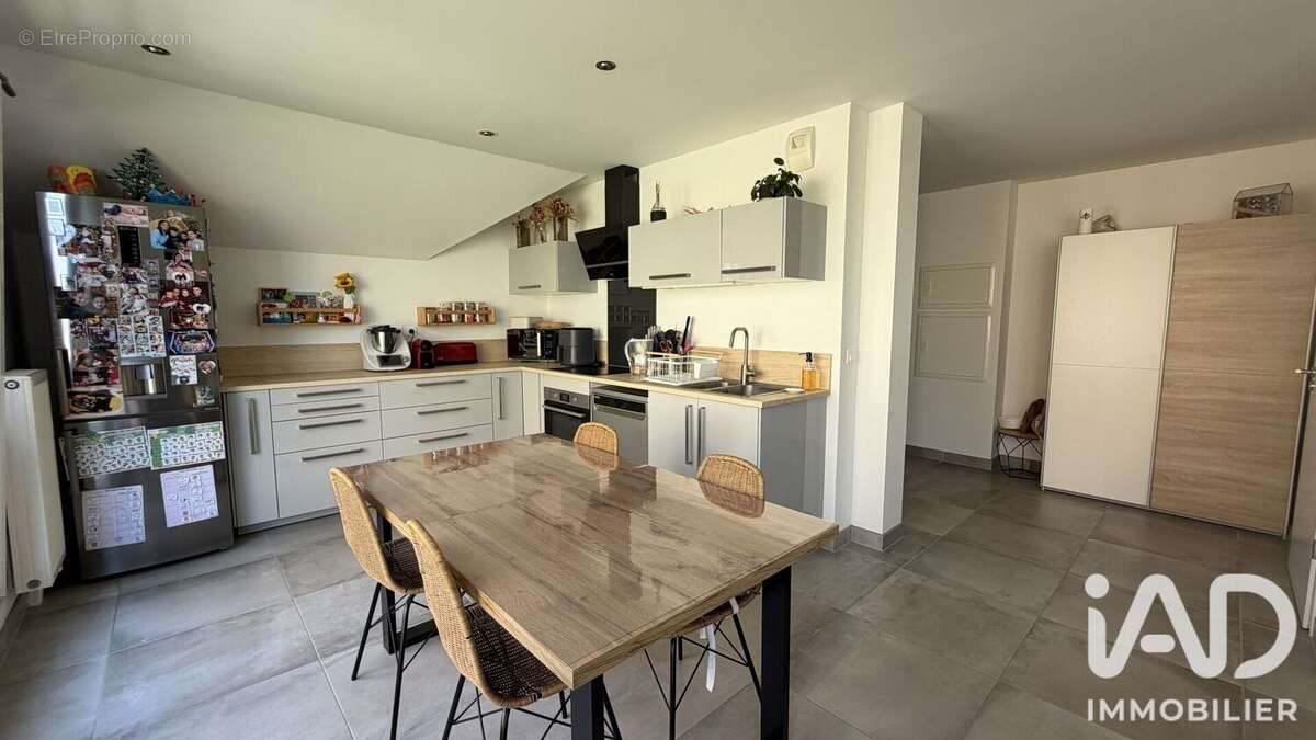 Photo 4 - Appartement à VERT-SAINT-DENIS