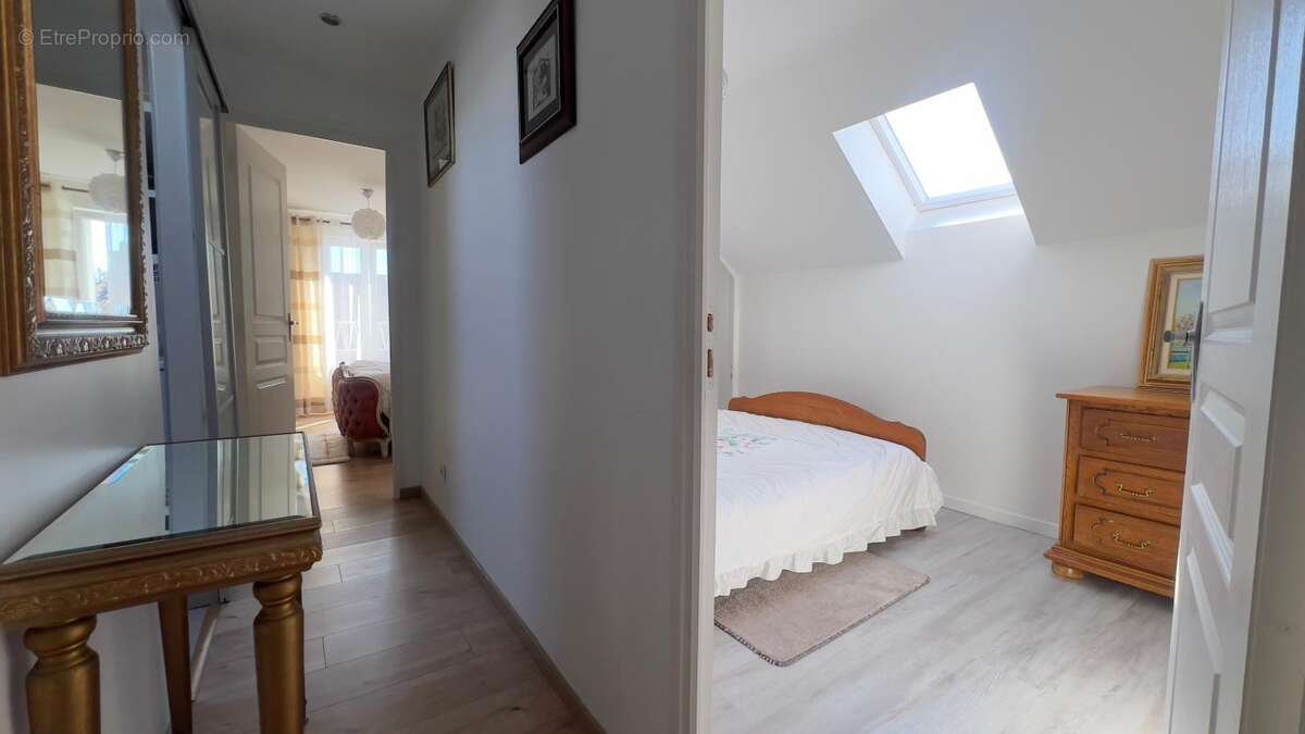 Maison à NEUILLY-SUR-MARNE