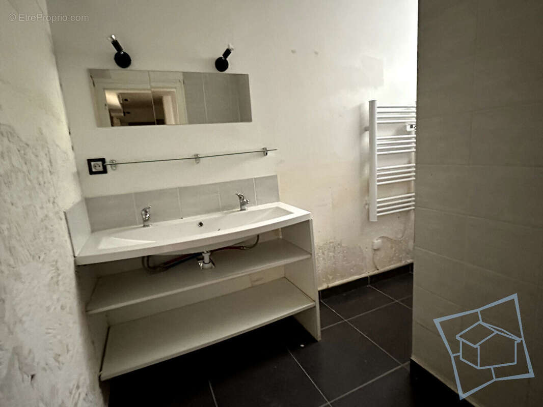 Appartement à SAINT-REMY-LES-CHEVREUSE