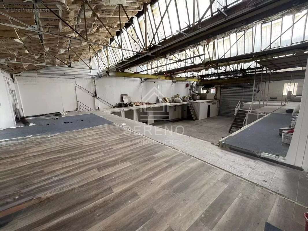 Commerce à MONTREUIL